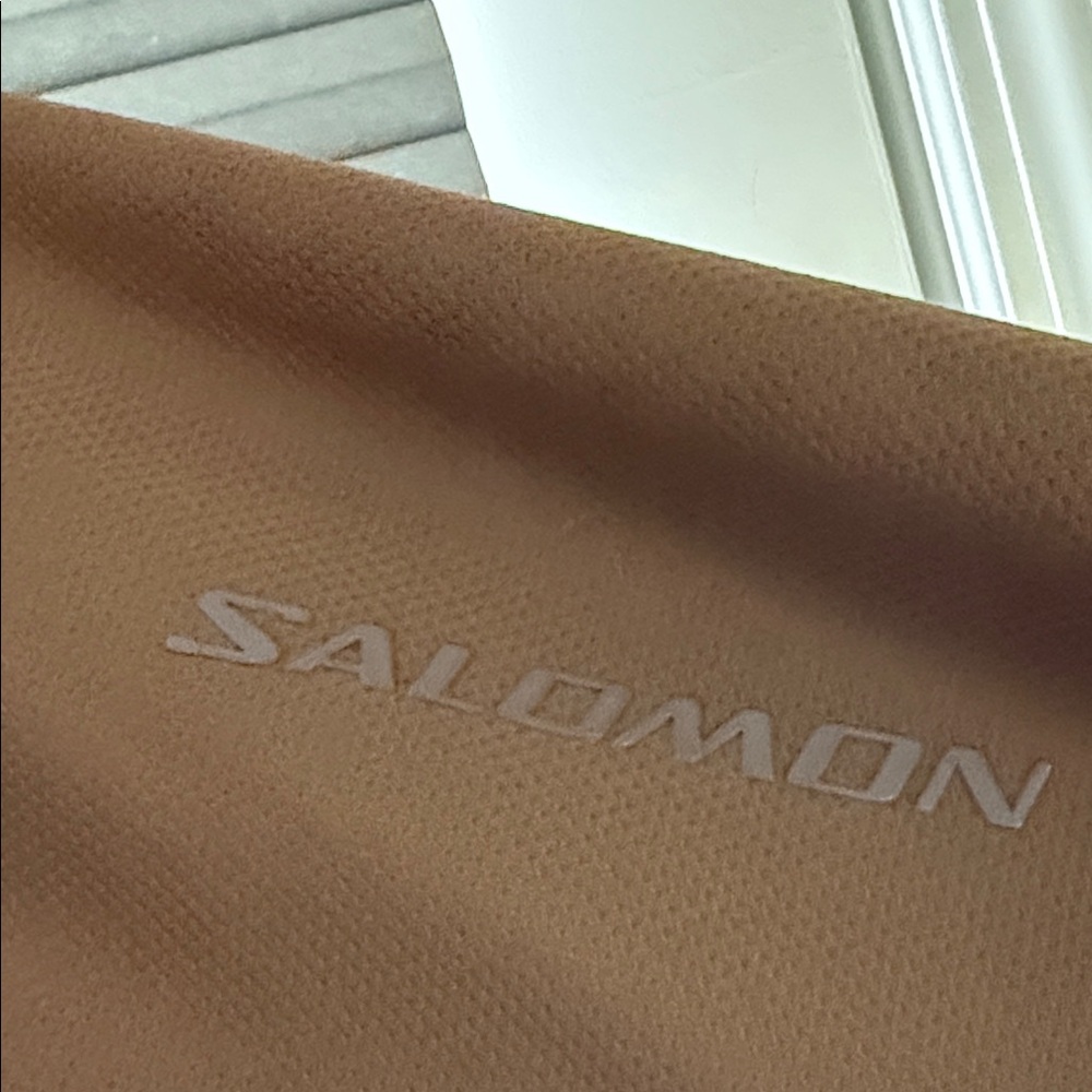 Salomon Women's Brown Lightweight Jacket - Picture 3 of 7